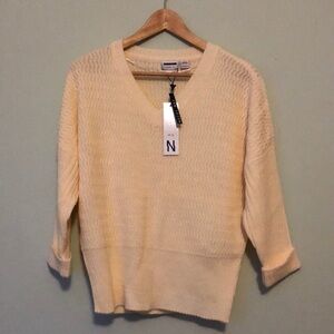 Noisy May 3/4 V Neck Pullover NWT